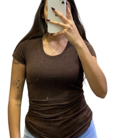 Franela básica marrón