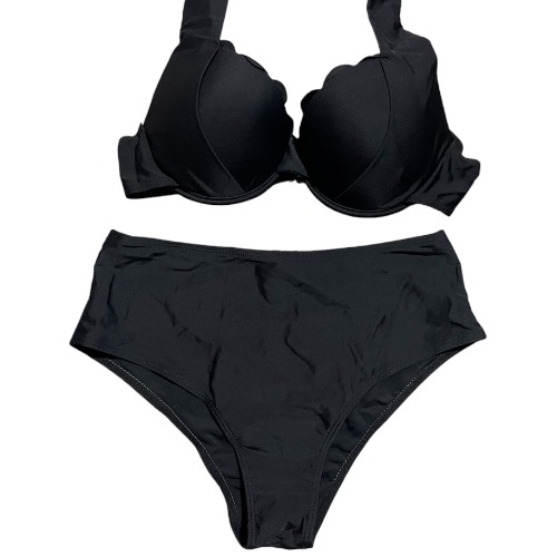 Traje de baño negro copa