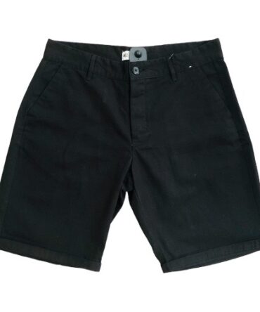 Bermuda casual negra