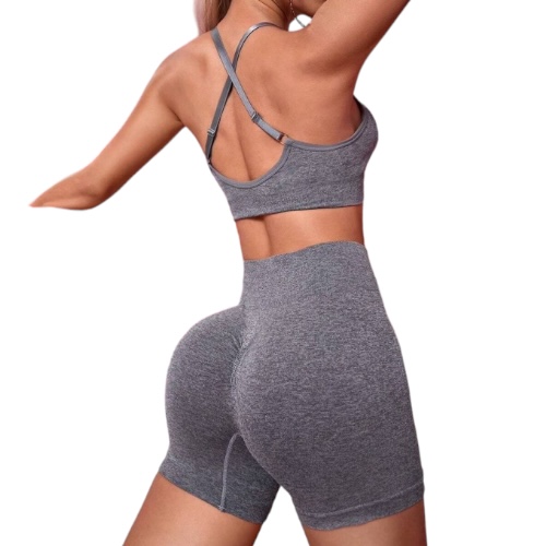 Conjunto deportivo gris
