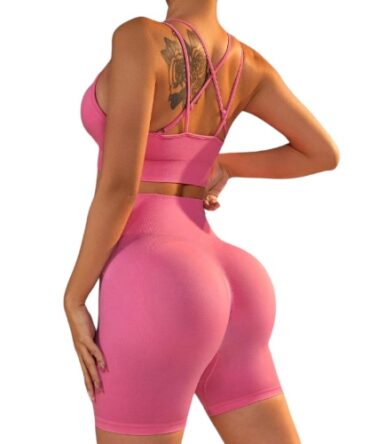 Conjunto deportivo rosado