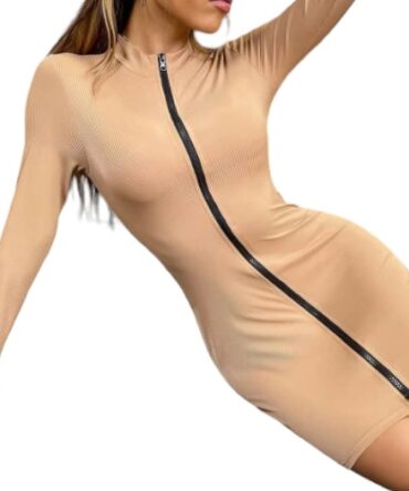 Vestido crema con cierre