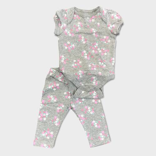 Conjunto Gris Estampado