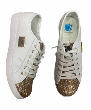 Zapatos Blancos punta Dorada #D61